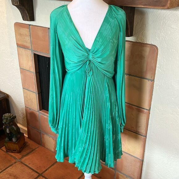Banana Republic logo RADIANT MINI DRESS, size 10 - Picture 1 of 13